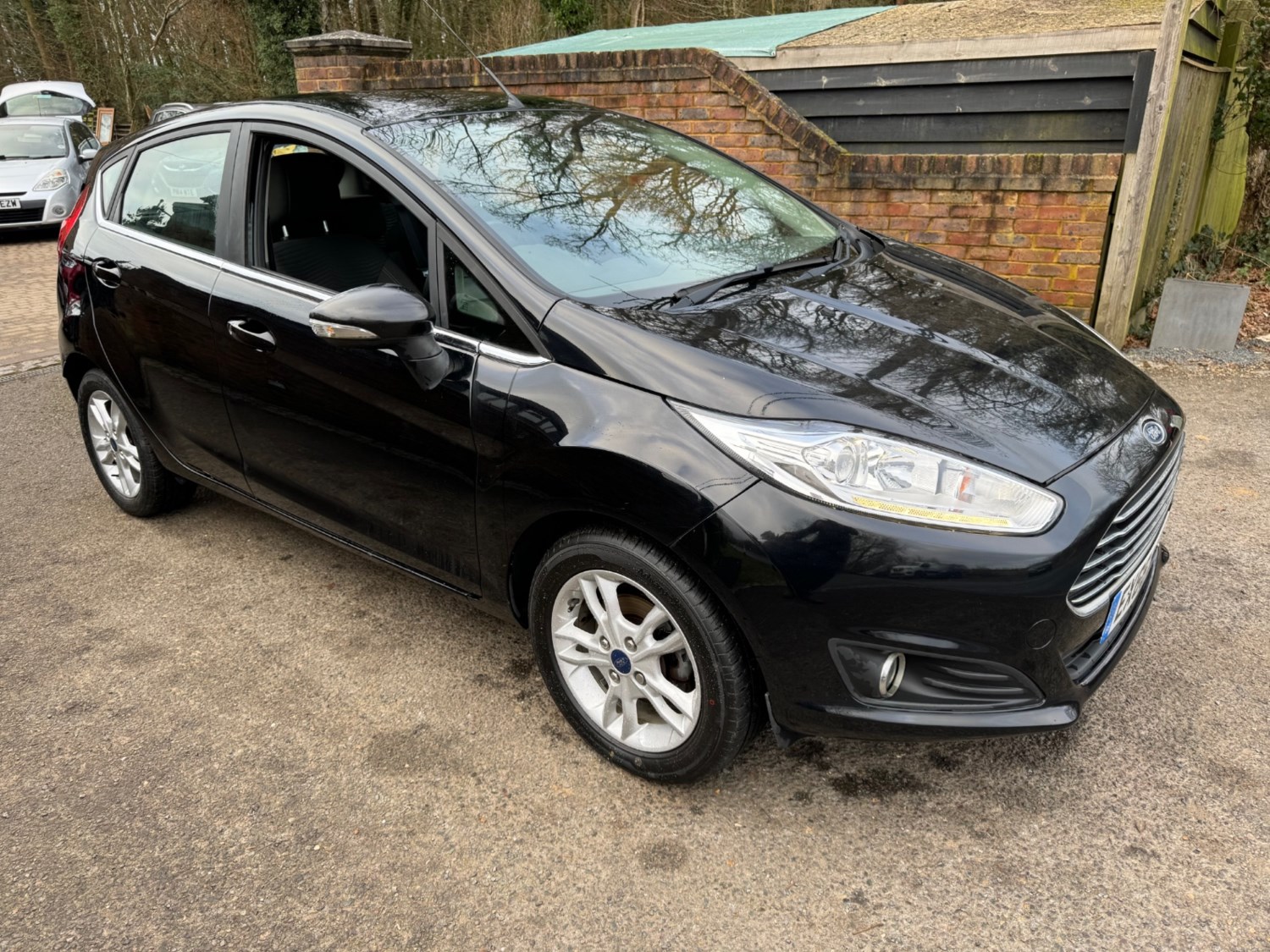 Ford Fiesta Listing Image