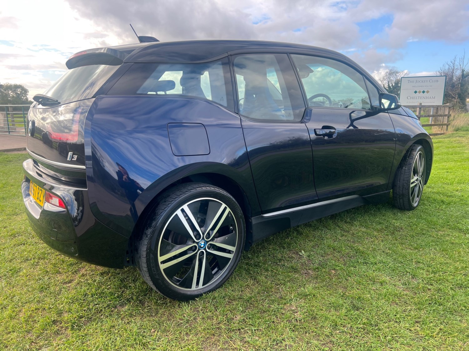 BMW i3 Listing Image