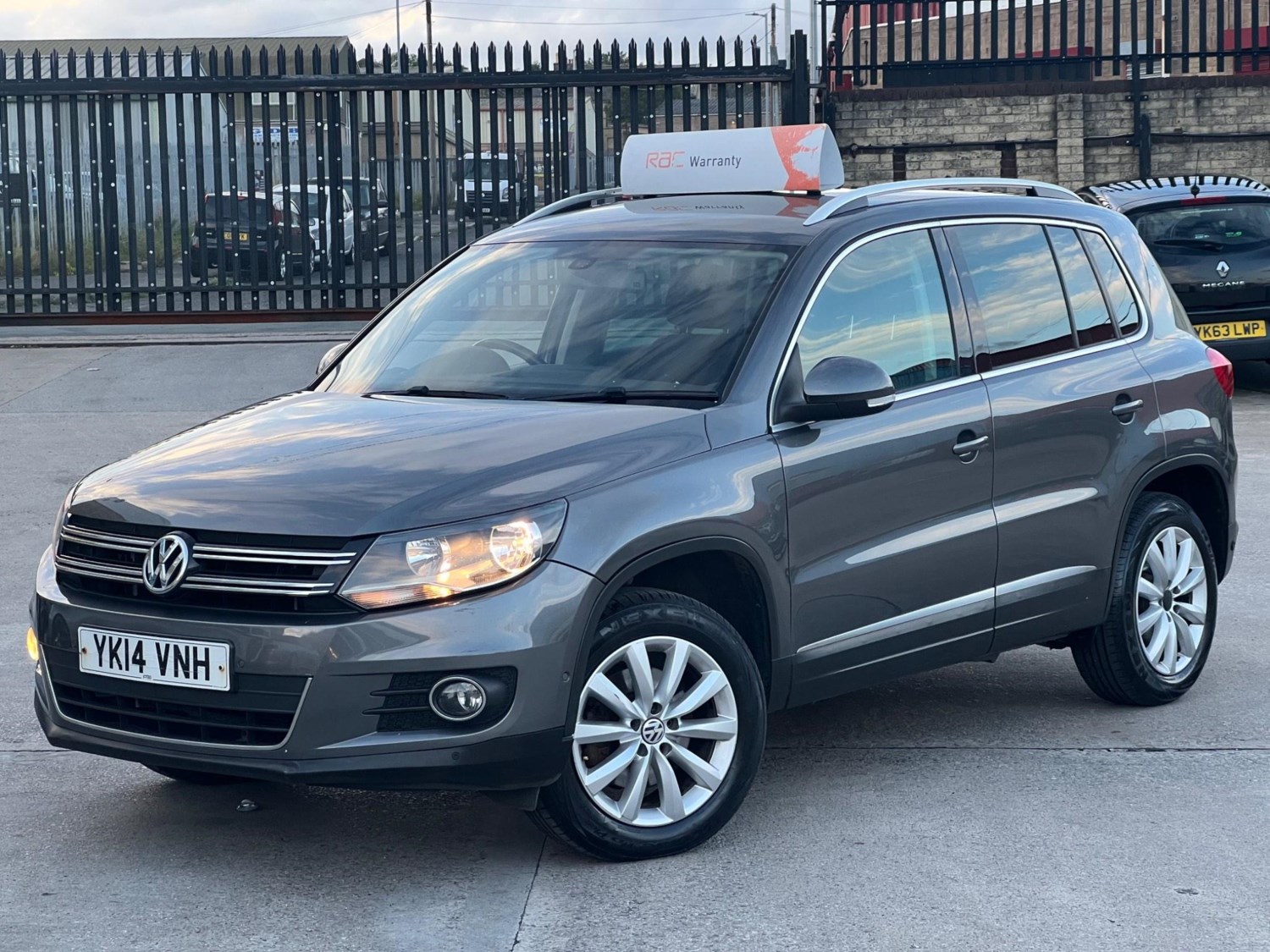 Volkswagen Tiguan Listing Image