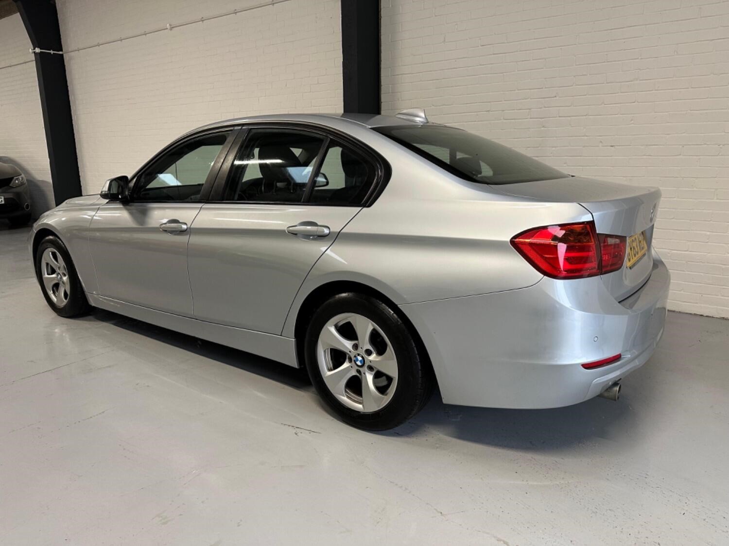 BMW 3 Series Listing Image