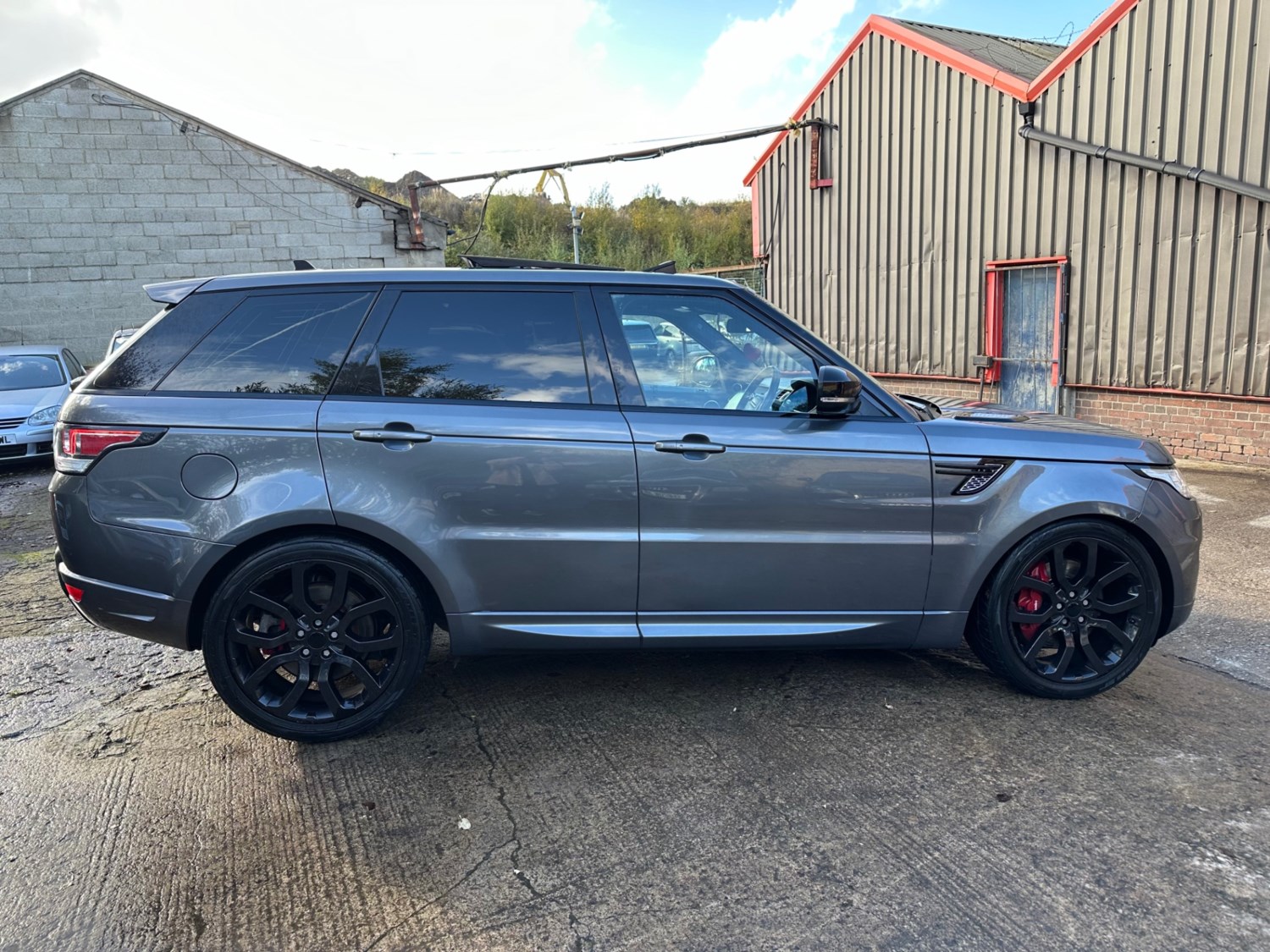 Land Rover Range Rover Sport Listing Image