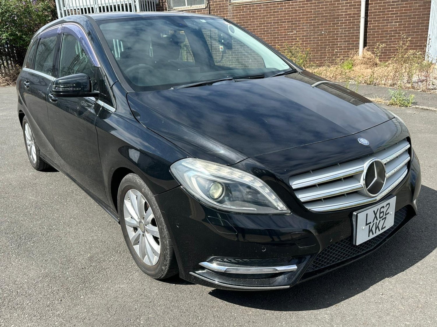 Mercedes-Benz B-Class Listing Image