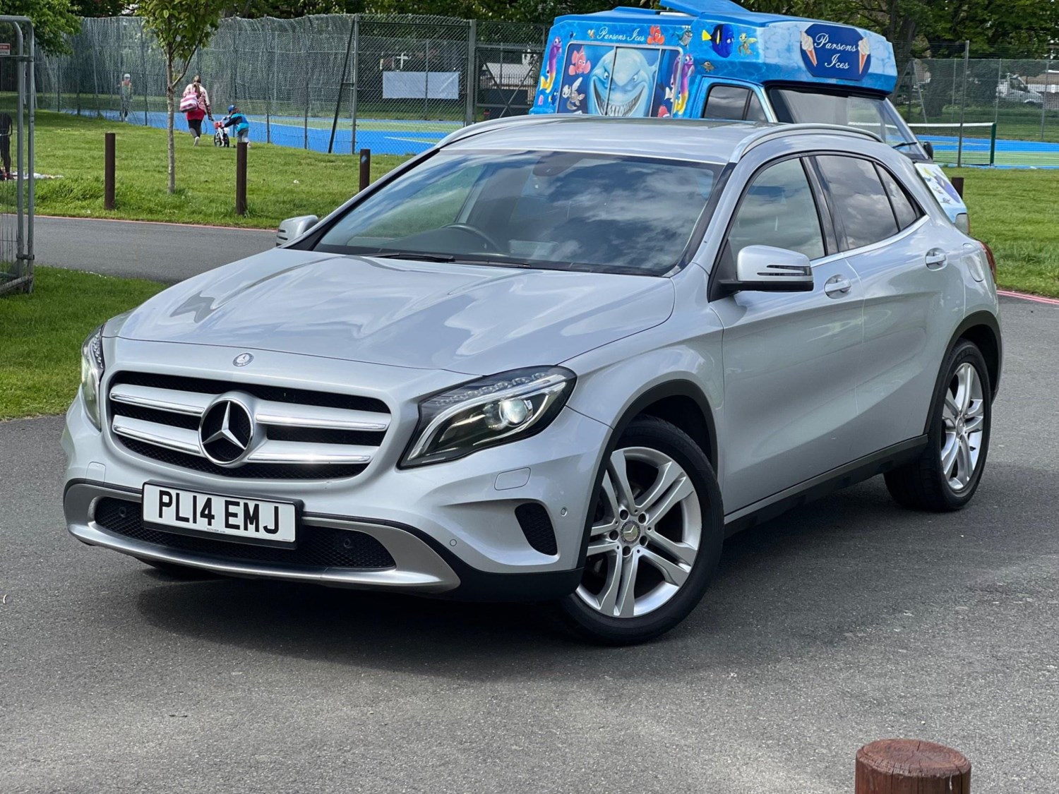 Mercedes-Benz GLA Listing Image