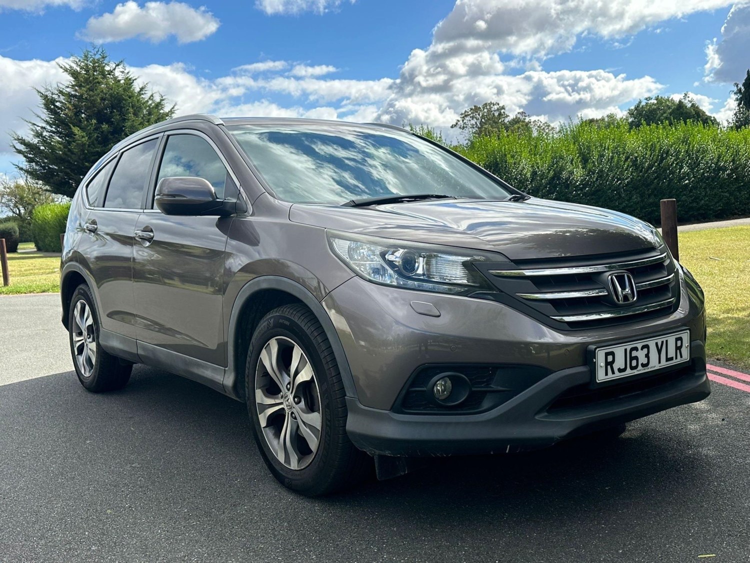 Honda CR-V Listing Image