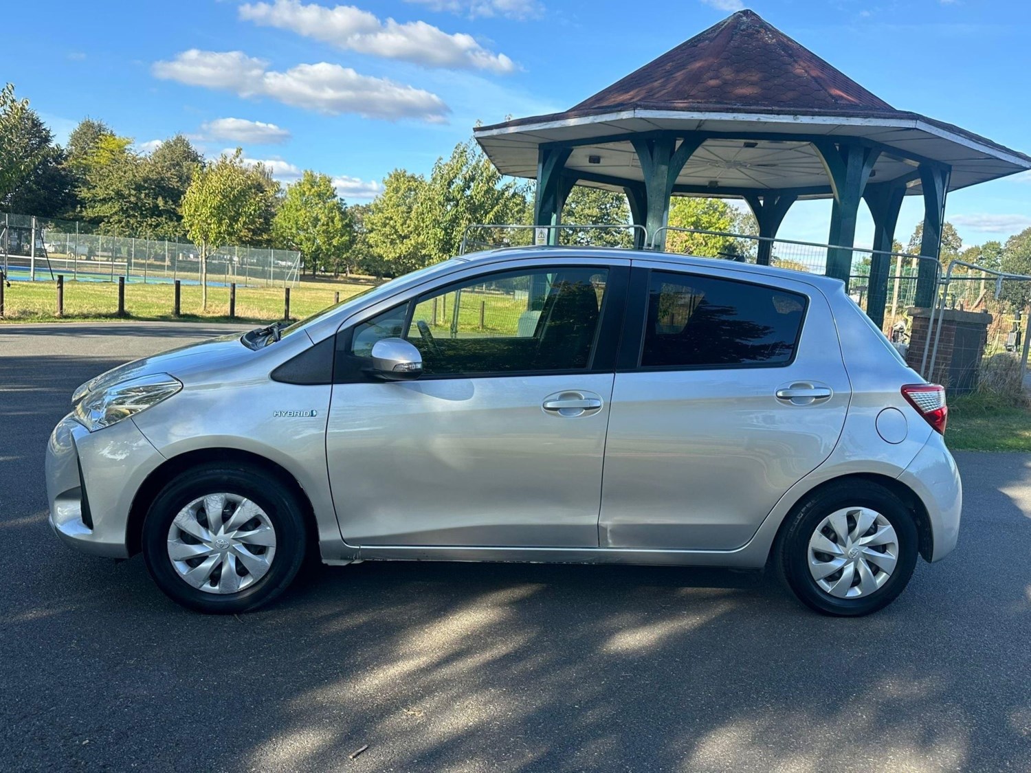 Toyota Vitz Listing Image