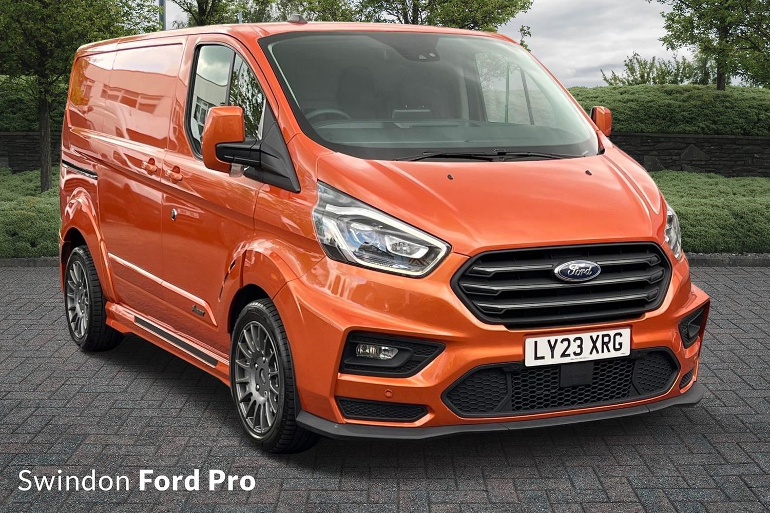 Ford Transit Custom Listing Image