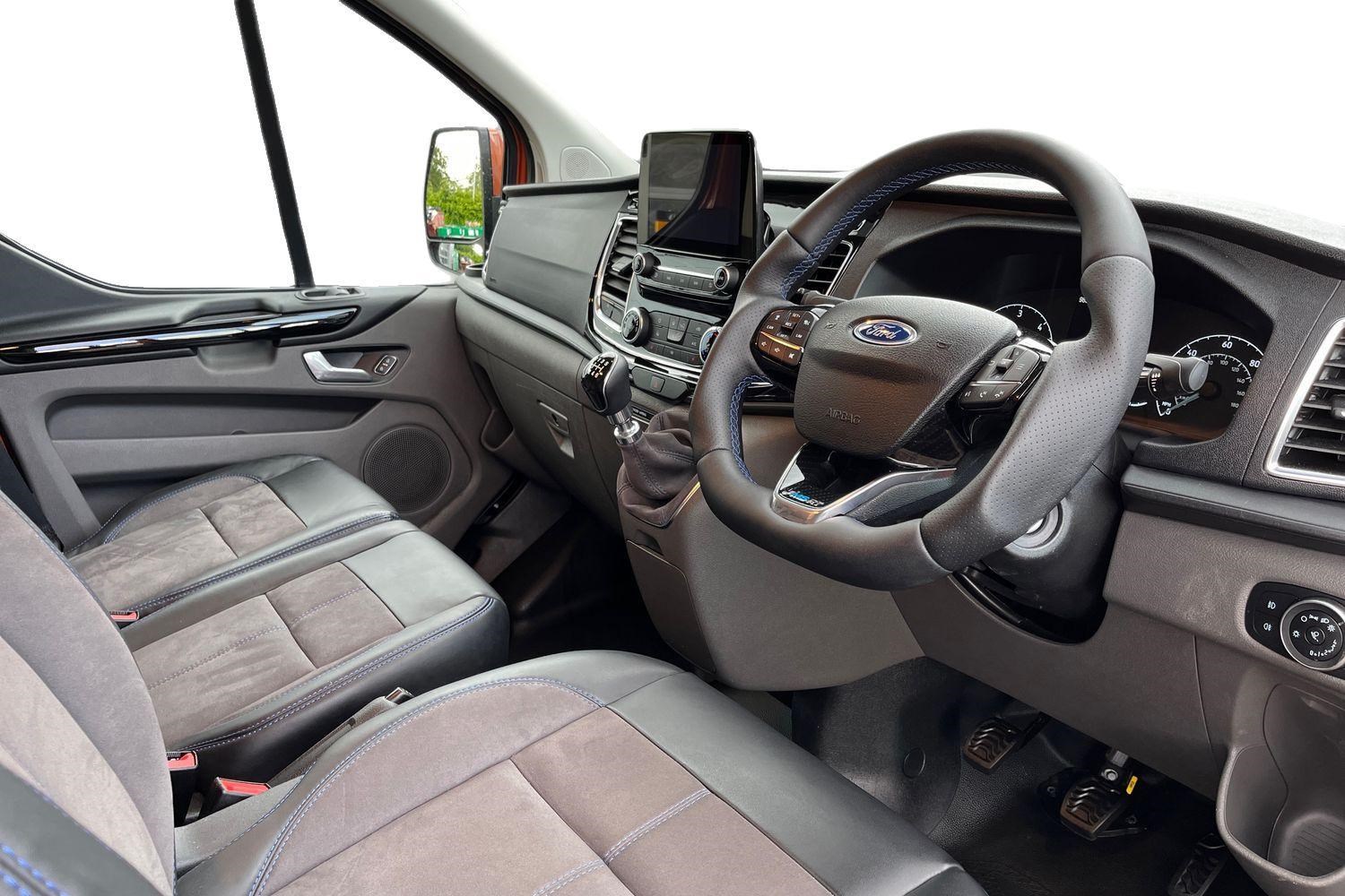 Ford Transit Custom Listing Image