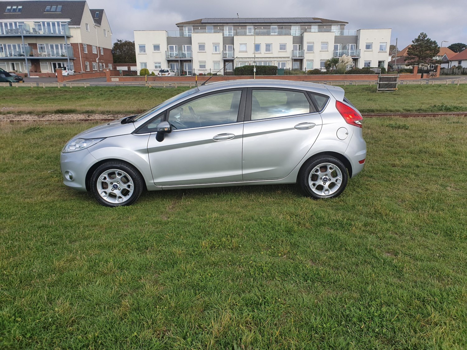 Ford Fiesta Listing Image