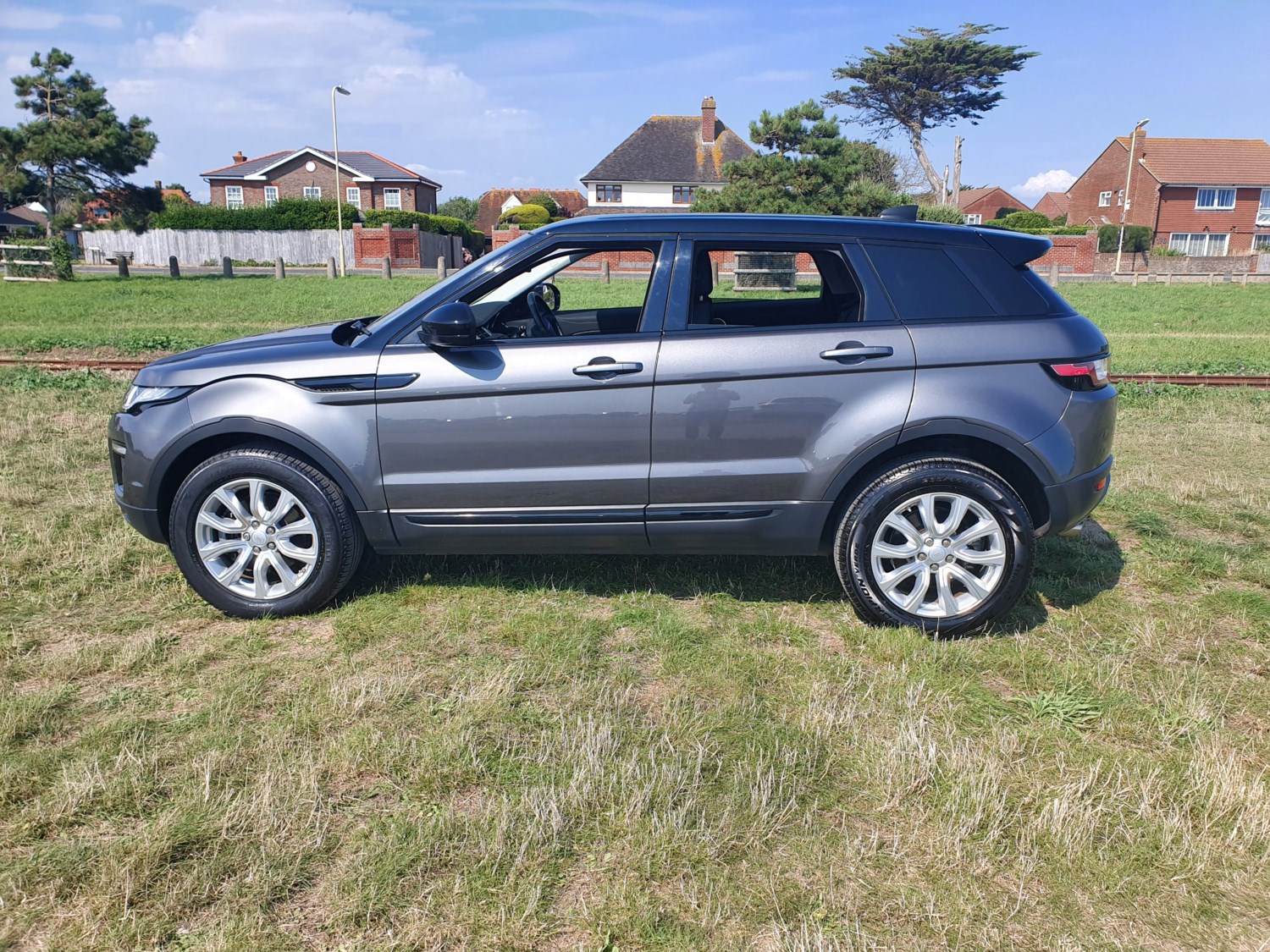 Land Rover Range Rover Evoque Listing Image