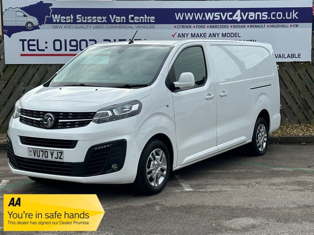 Vauxhall Vivaro Listing Image