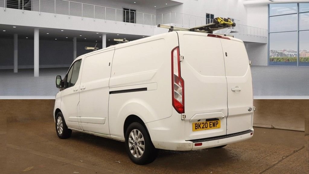 Ford Transit Custom Listing Image