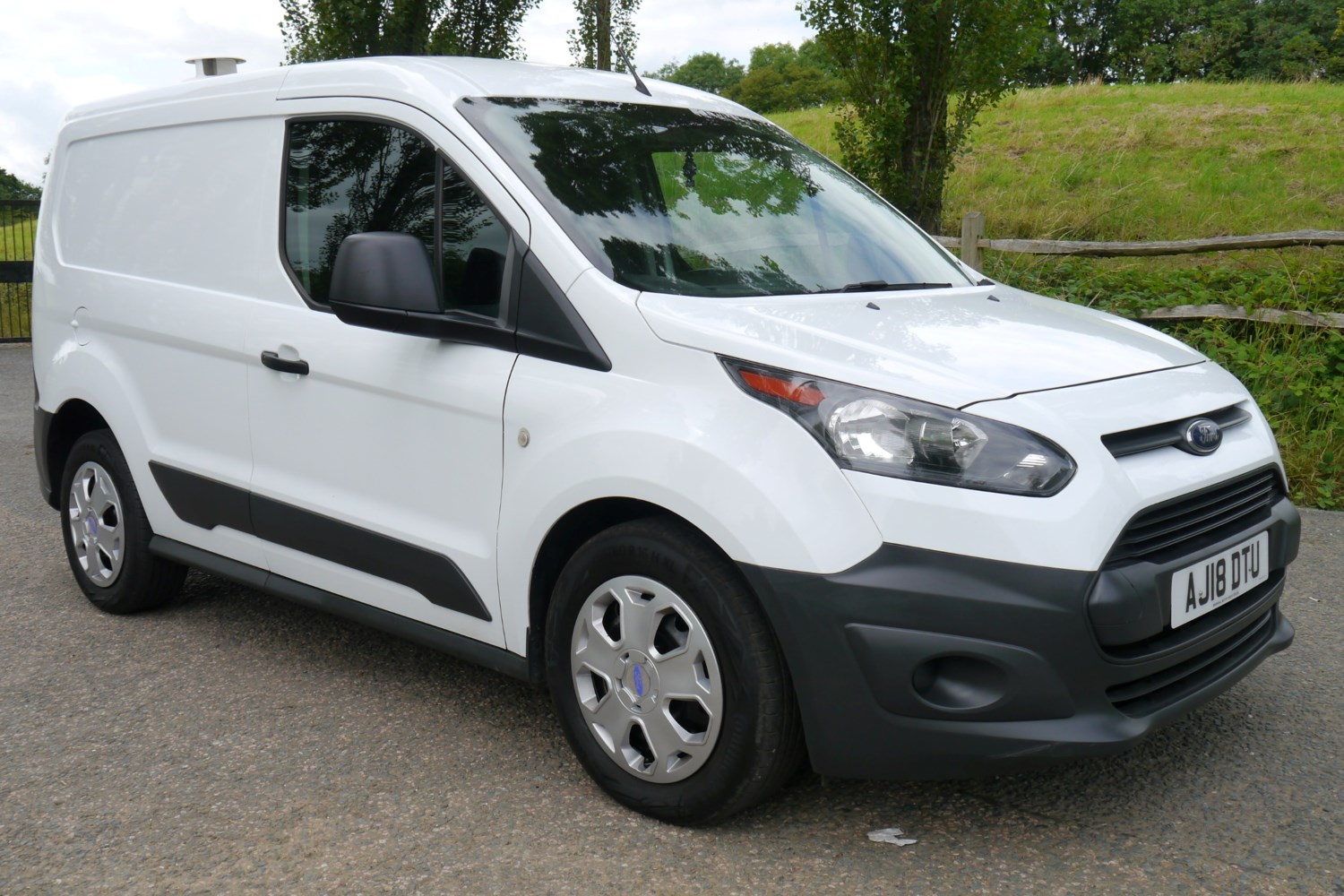 Ford Transit Connect Listing Image