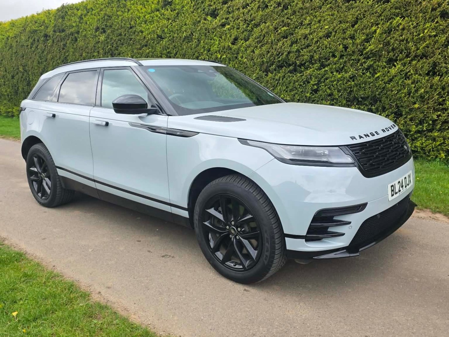 Land rover Range rover velar 2.0 P400e Dynamic SE 5dr Auto
