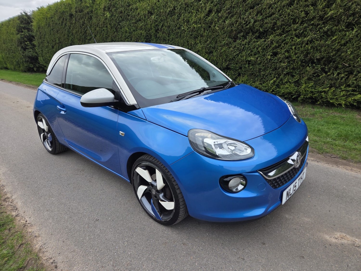 Vauxhall Adam 1.2i Slam 3dr