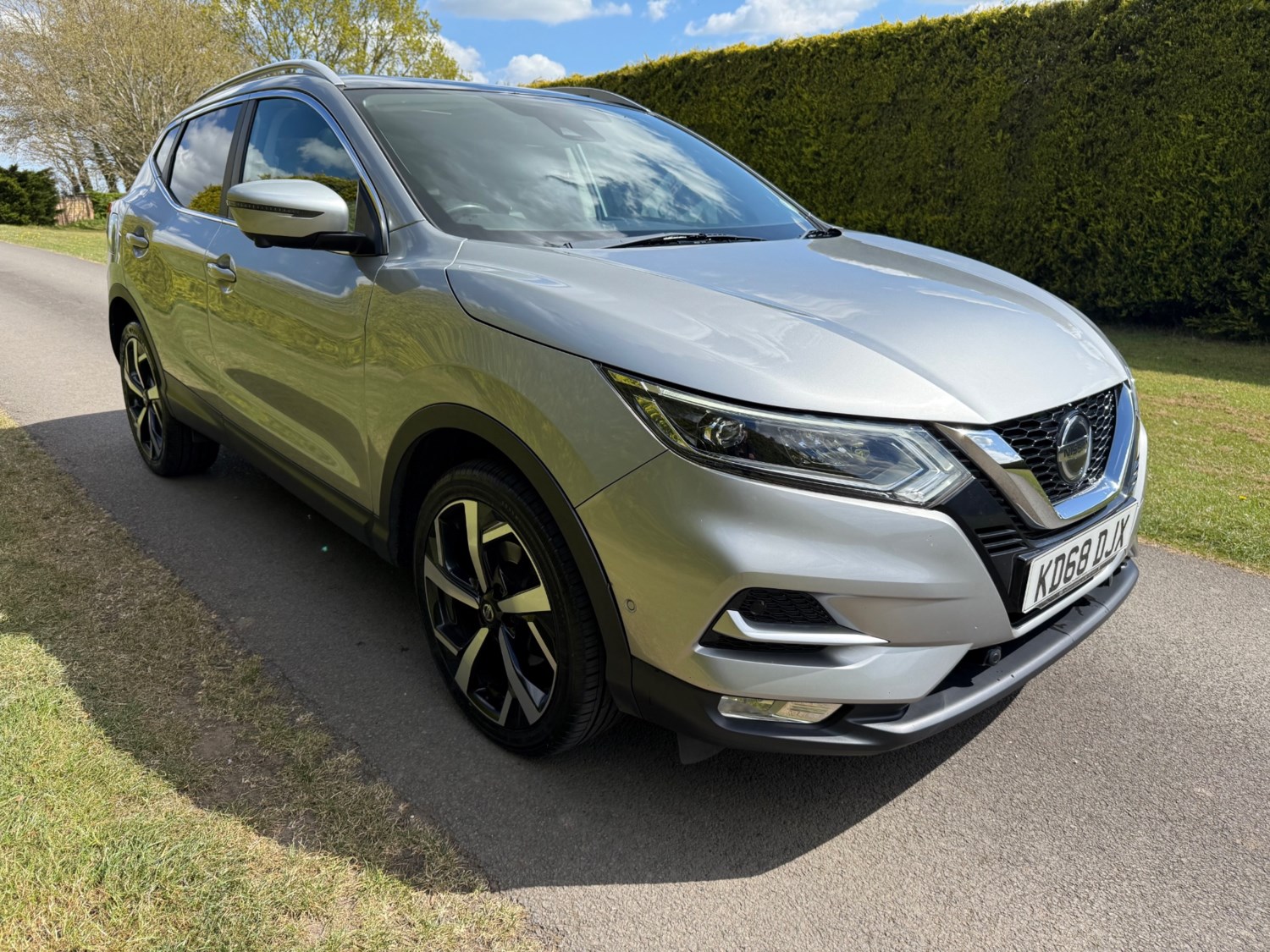 Nissan Qashqai 1.3 DiG-T Tekna 5dr