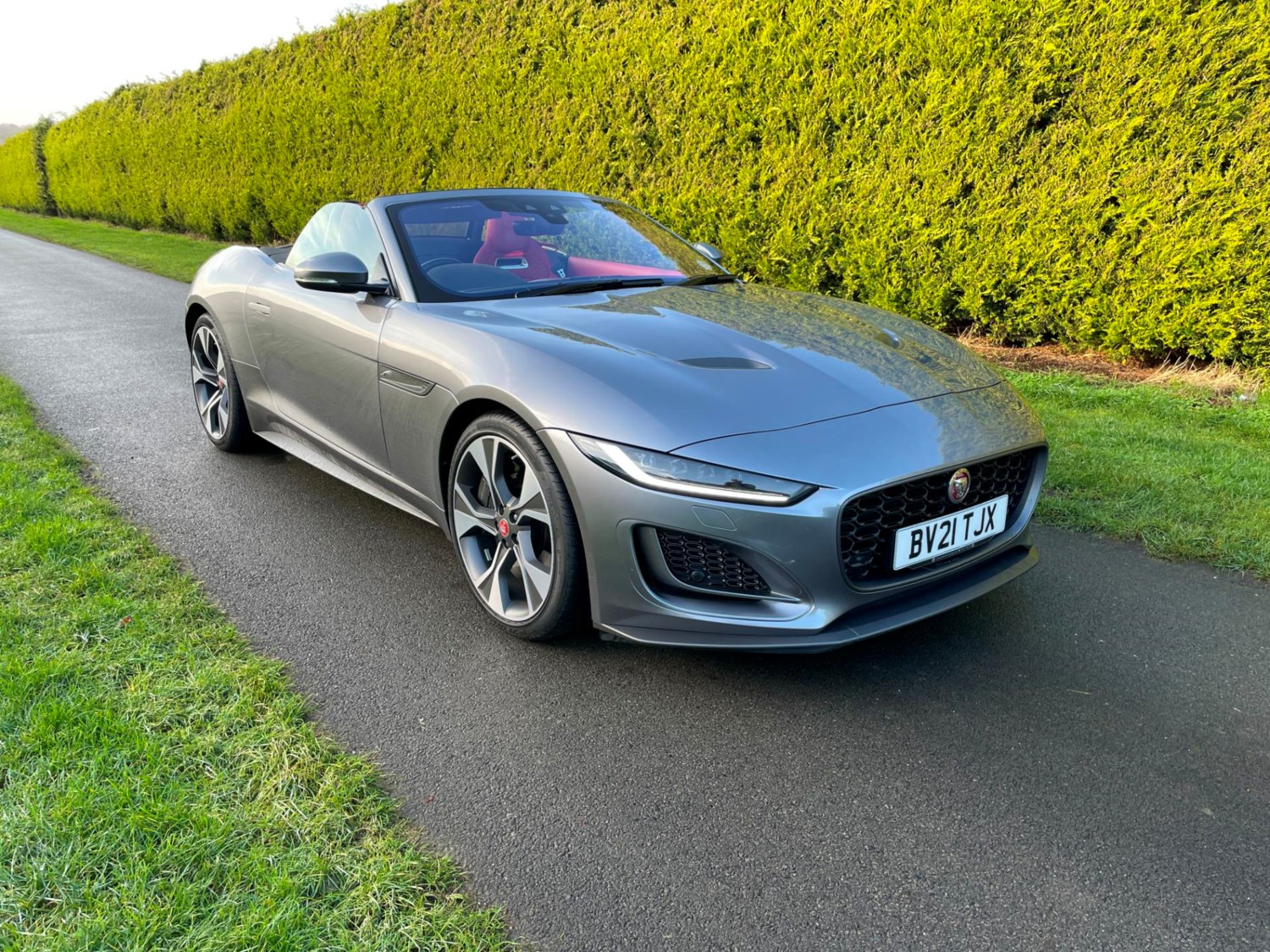 Jaguar F-Type Listing Image