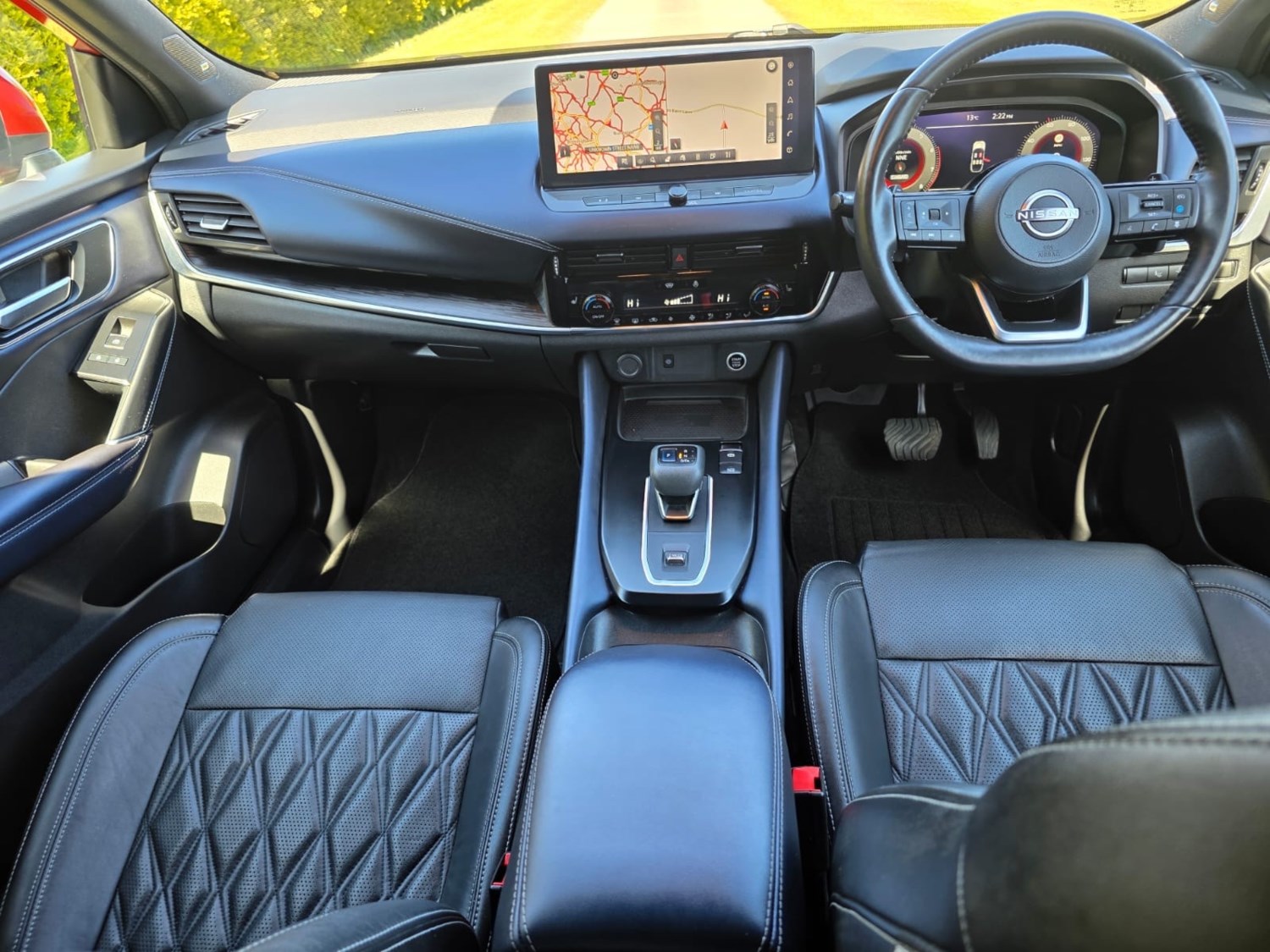 Nissan Qashqai 1.3 DiG-T MH TEKNA+