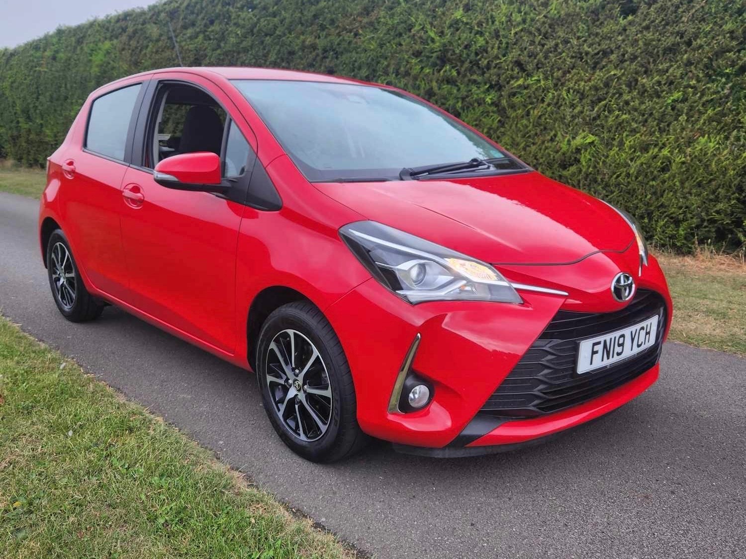 Toyota Yaris Listing Image