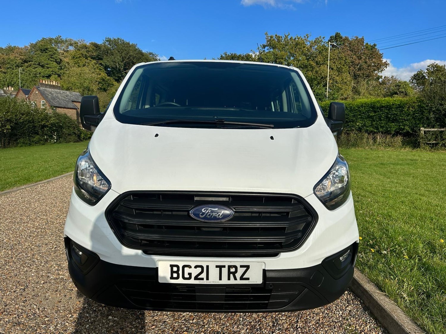 Ford Transit Custom Listing Image