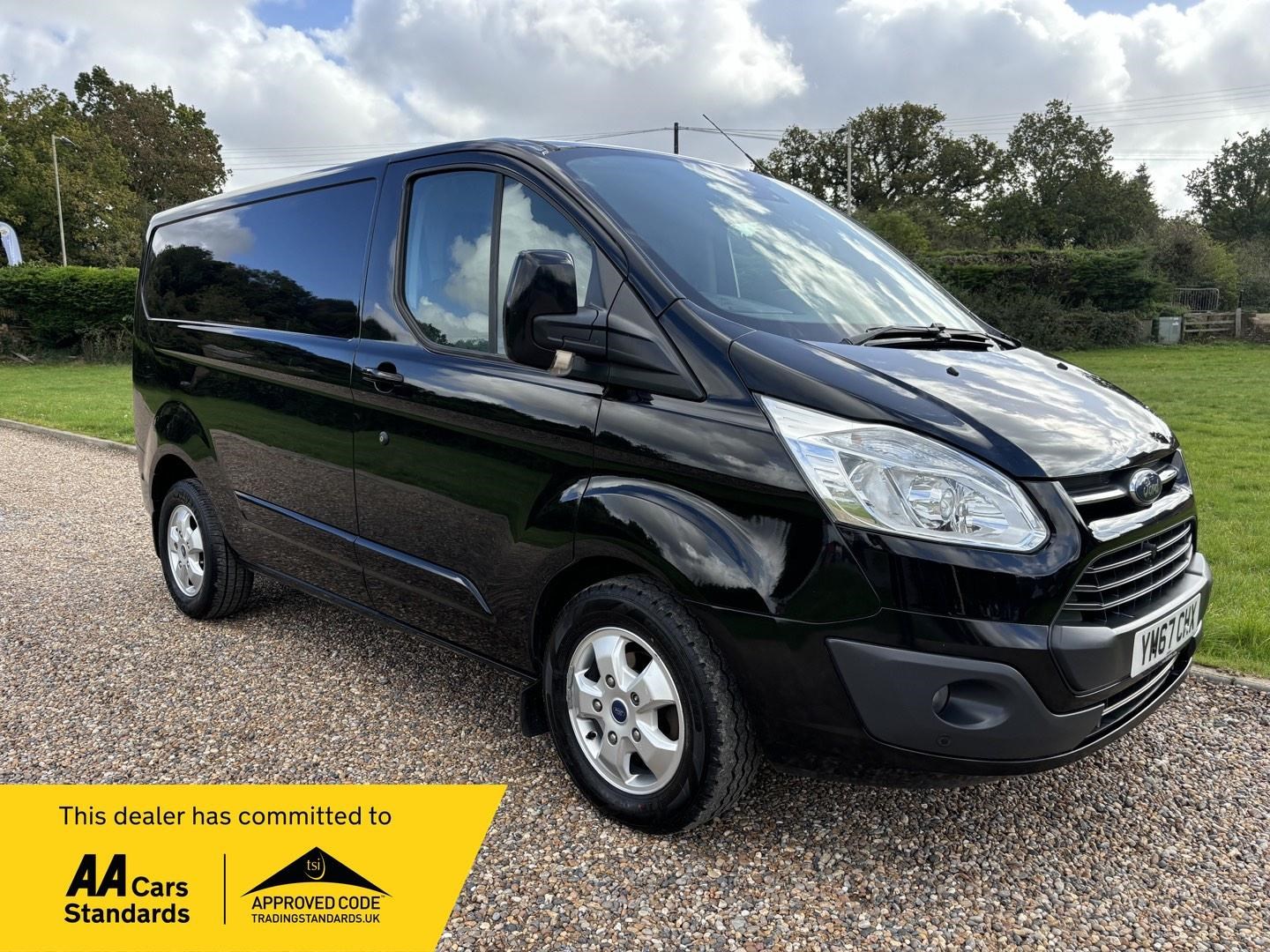 Ford Transit Custom Listing Image