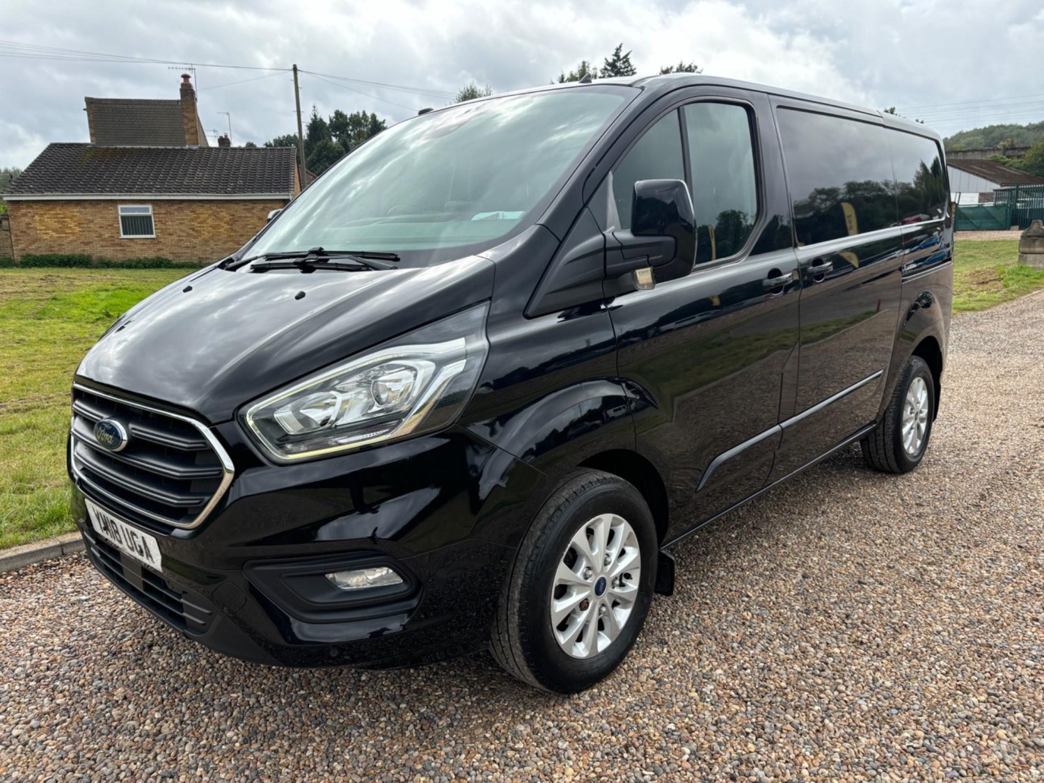 Ford Transit Custom Listing Image