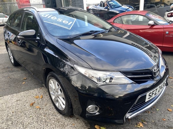 Toyota Auris Listing Image