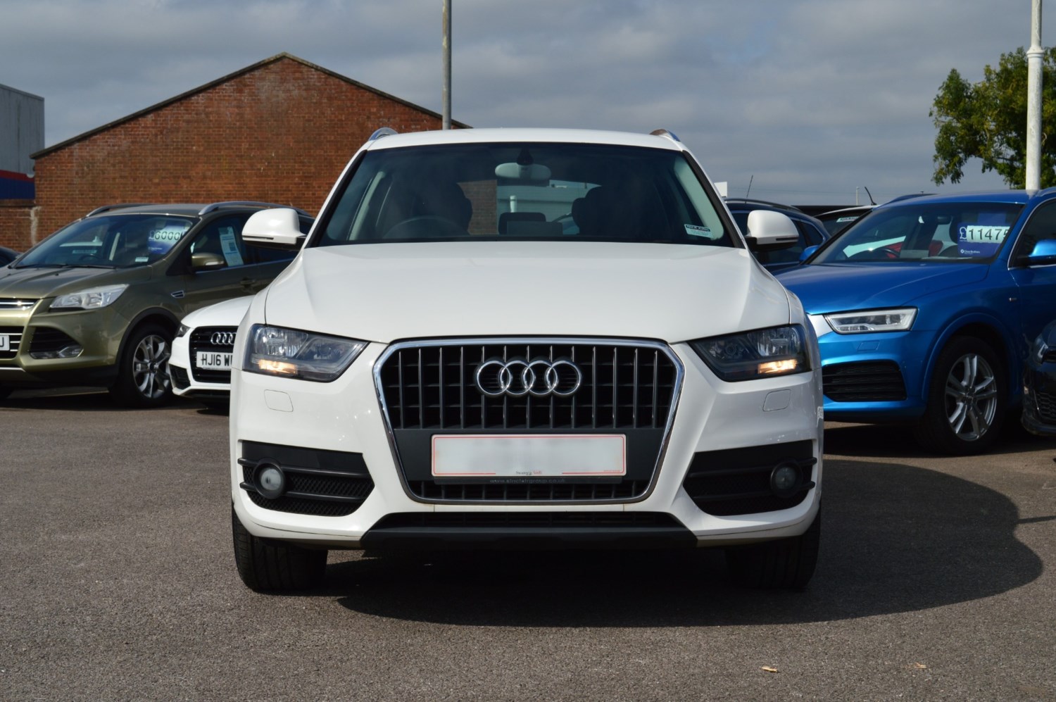 Audi Q3 Listing Image