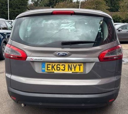 Ford S-Max Listing Image