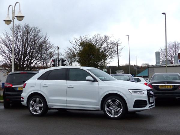 2015 (15) Audi Q3 2.0 TDI Quattro S Line Plus 5dr ++ 19 INCH ALLOYS / ULEZ / SAT NAV ++ For Sale In Gloucester, Gloucestershire