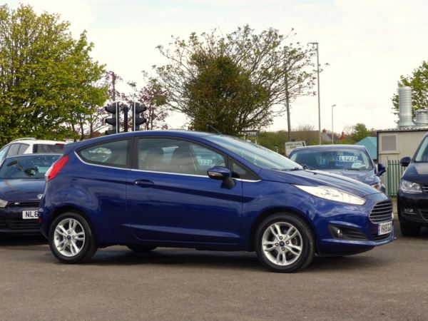 2015 (15) Ford Fiesta 1.0 EcoBoost Zetec 3dr + ZERO DEPOSIT 143 P/MTH + 7 SERVICES / ZERO TAX For Sale In Gloucester, Gloucestershire