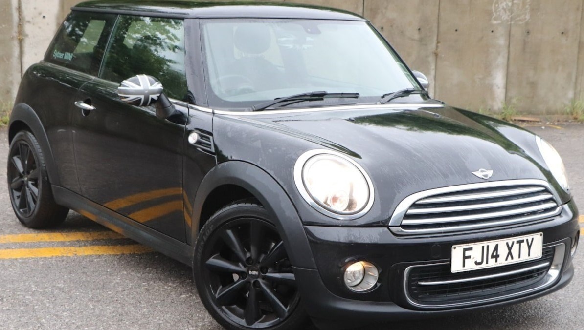 MINI Hatch Listing Image