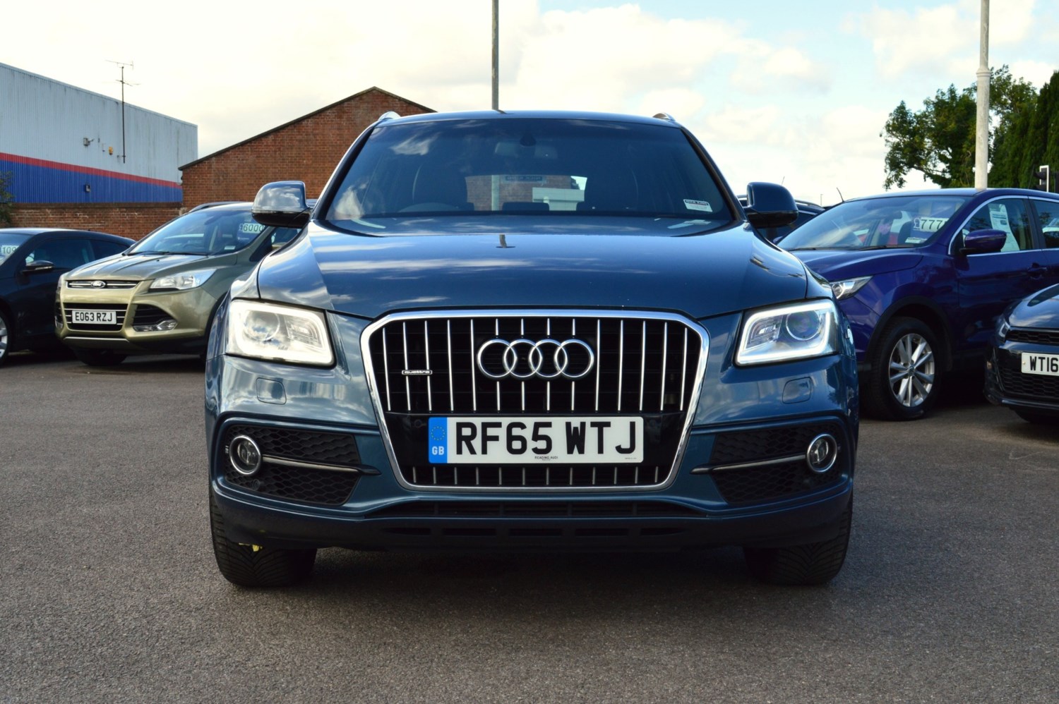 Audi Q5 Listing Image