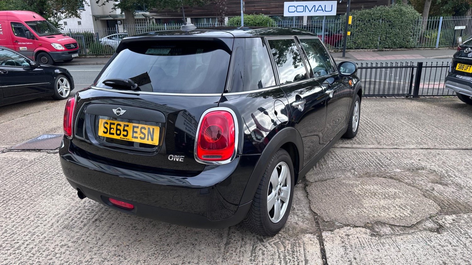 MINI Hatch Listing Image