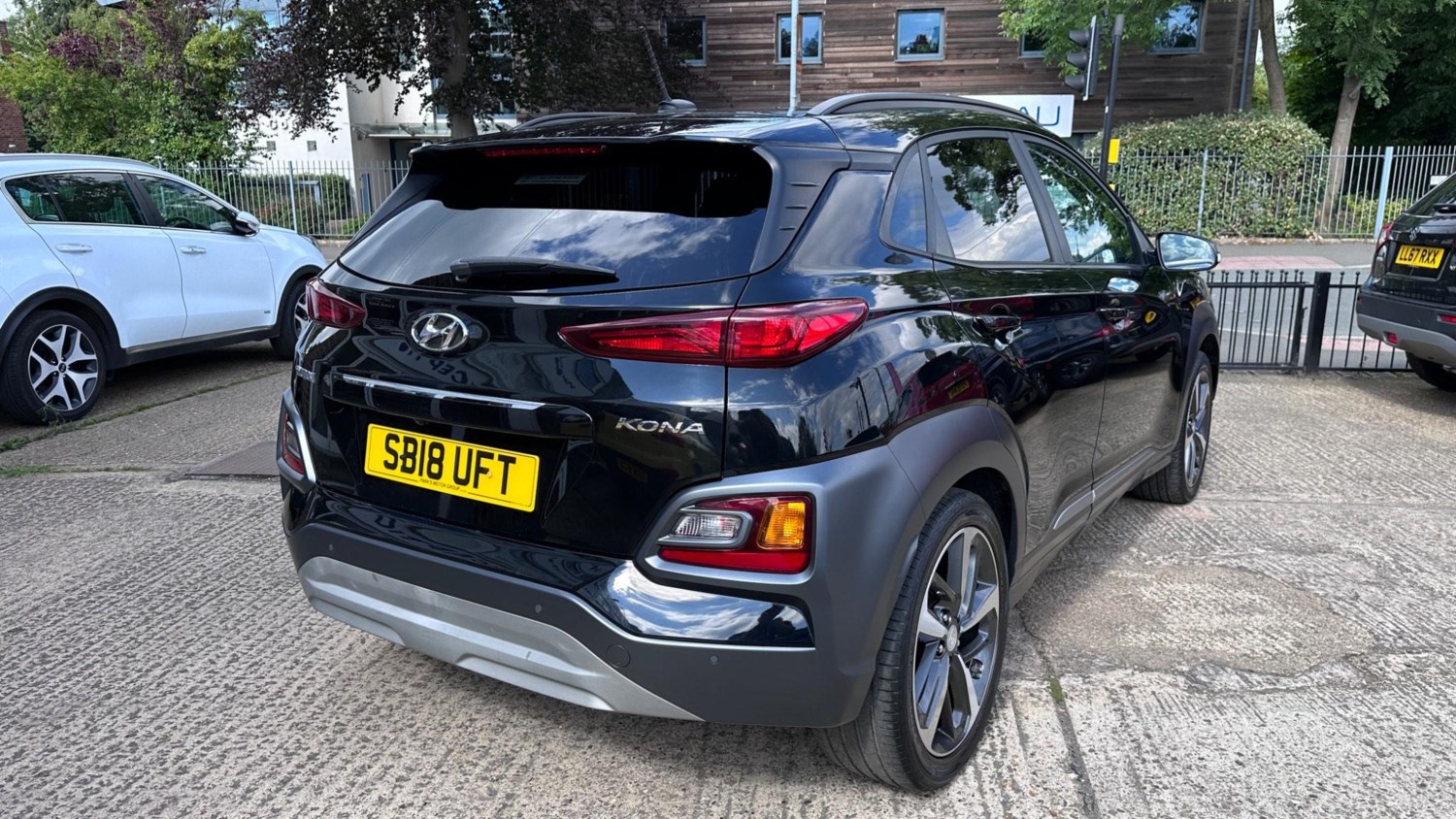 Hyundai KONA Listing Image