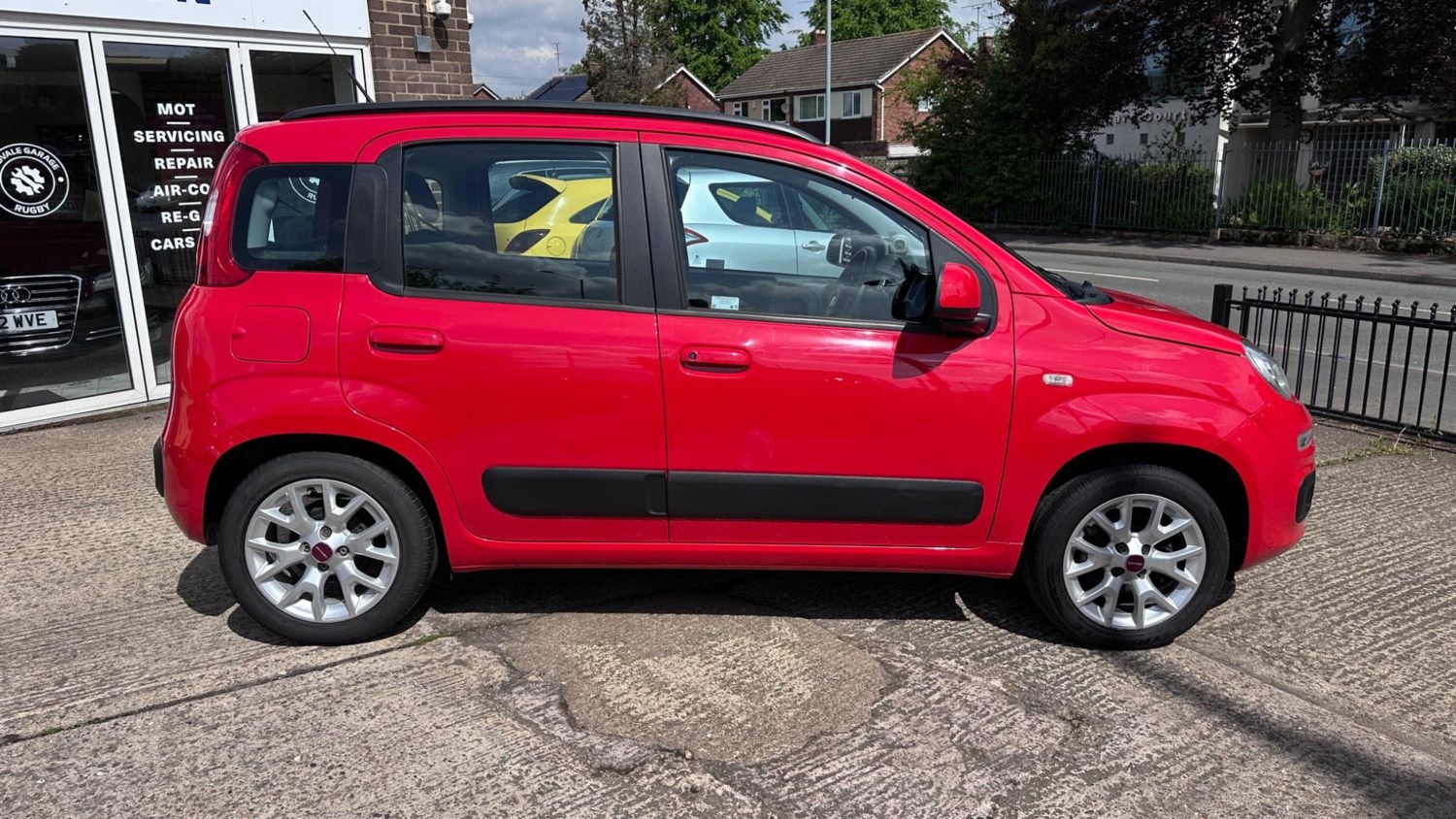 Fiat Panda Listing Image