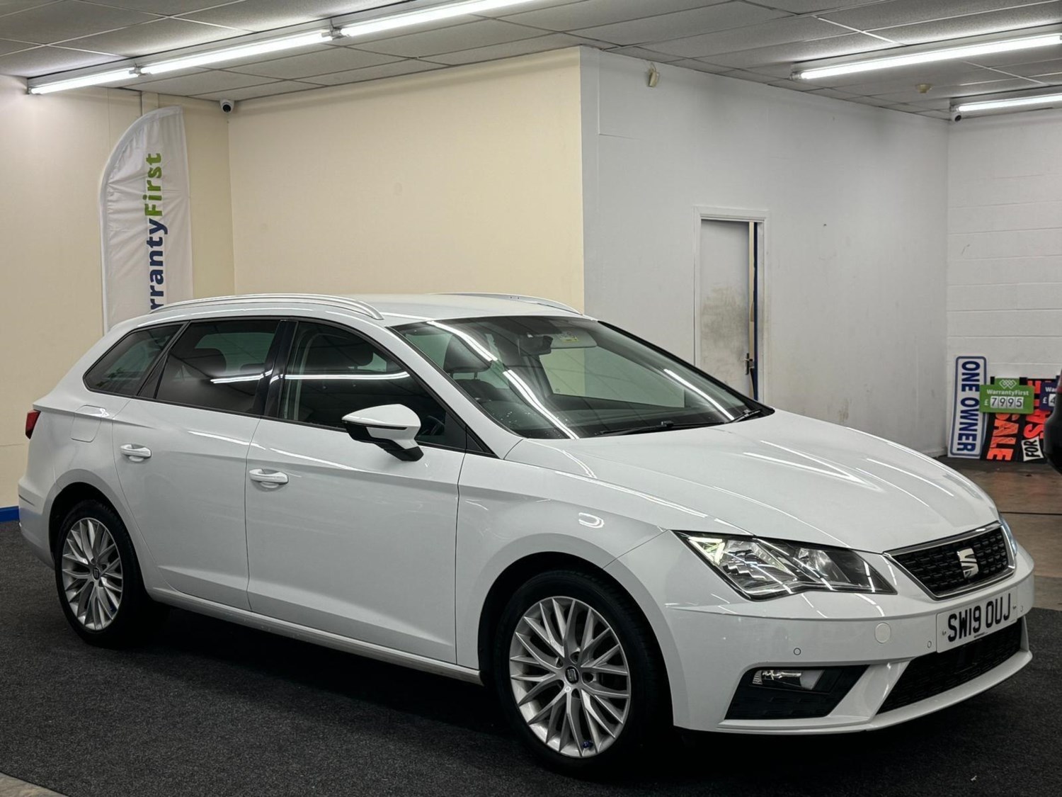 SEAT Leon Listing Image