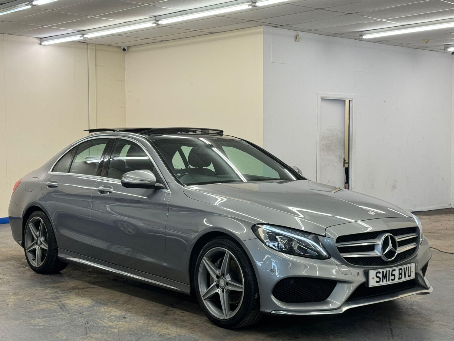 Mercedes-Benz C-Class Listing Image