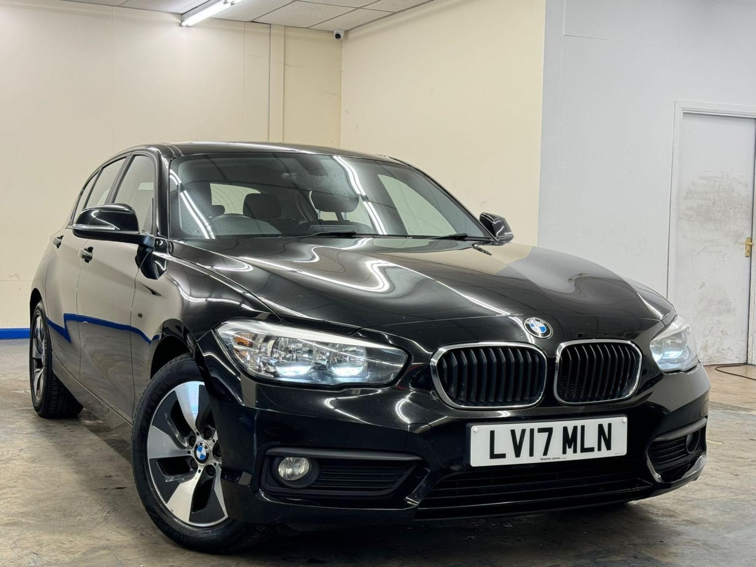 BMW 1 Series Listing Image