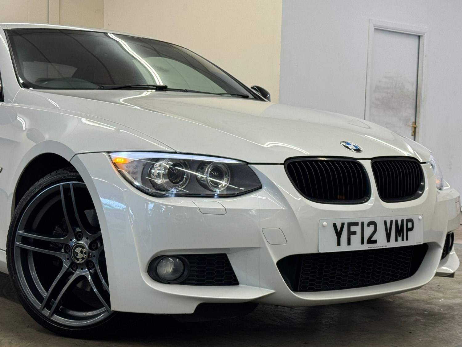 BMW 3 Series Listing Image