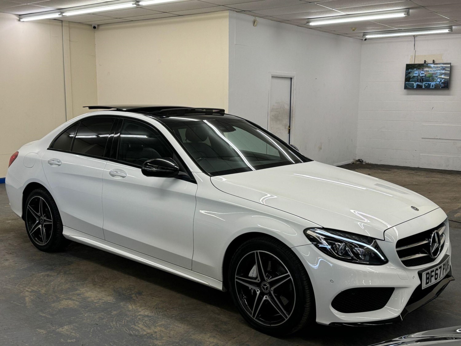 Mercedes-Benz C-Class Listing Image