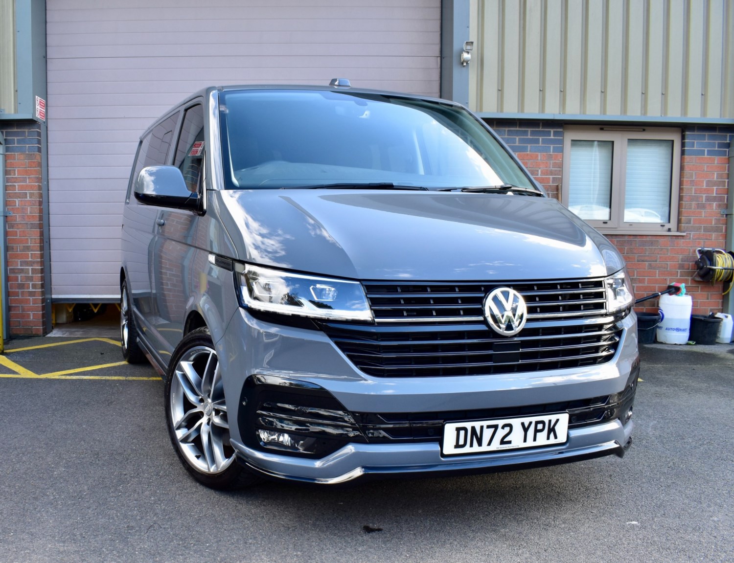 Volkswagen Transporter Listing Image