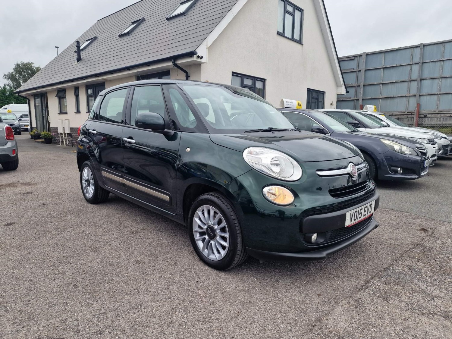 Fiat 500L Listing Image