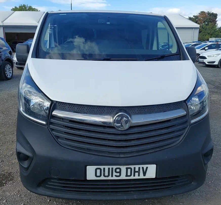 Vauxhall Vivaro Listing Image