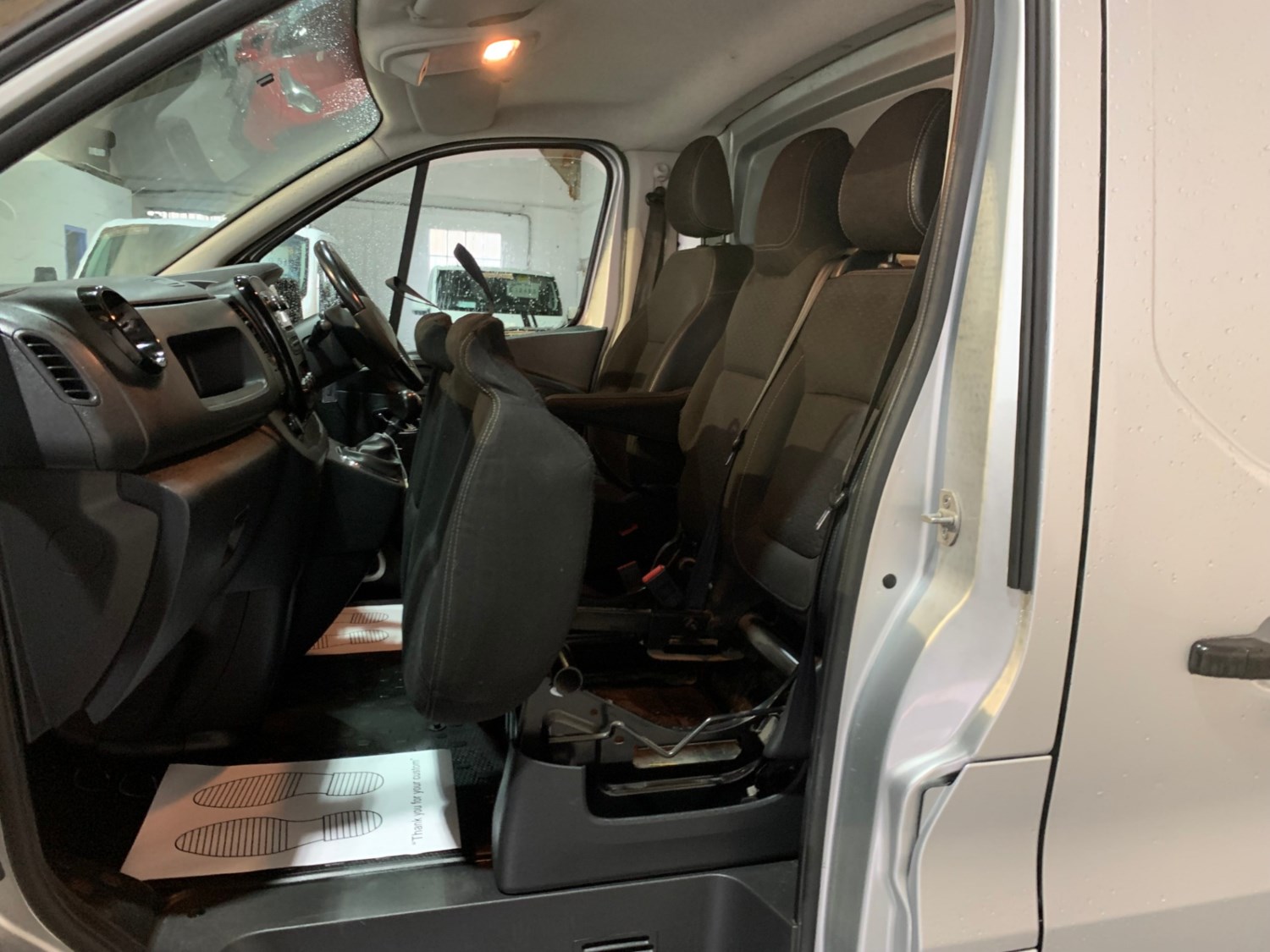 Vauxhall Vivaro Listing Image