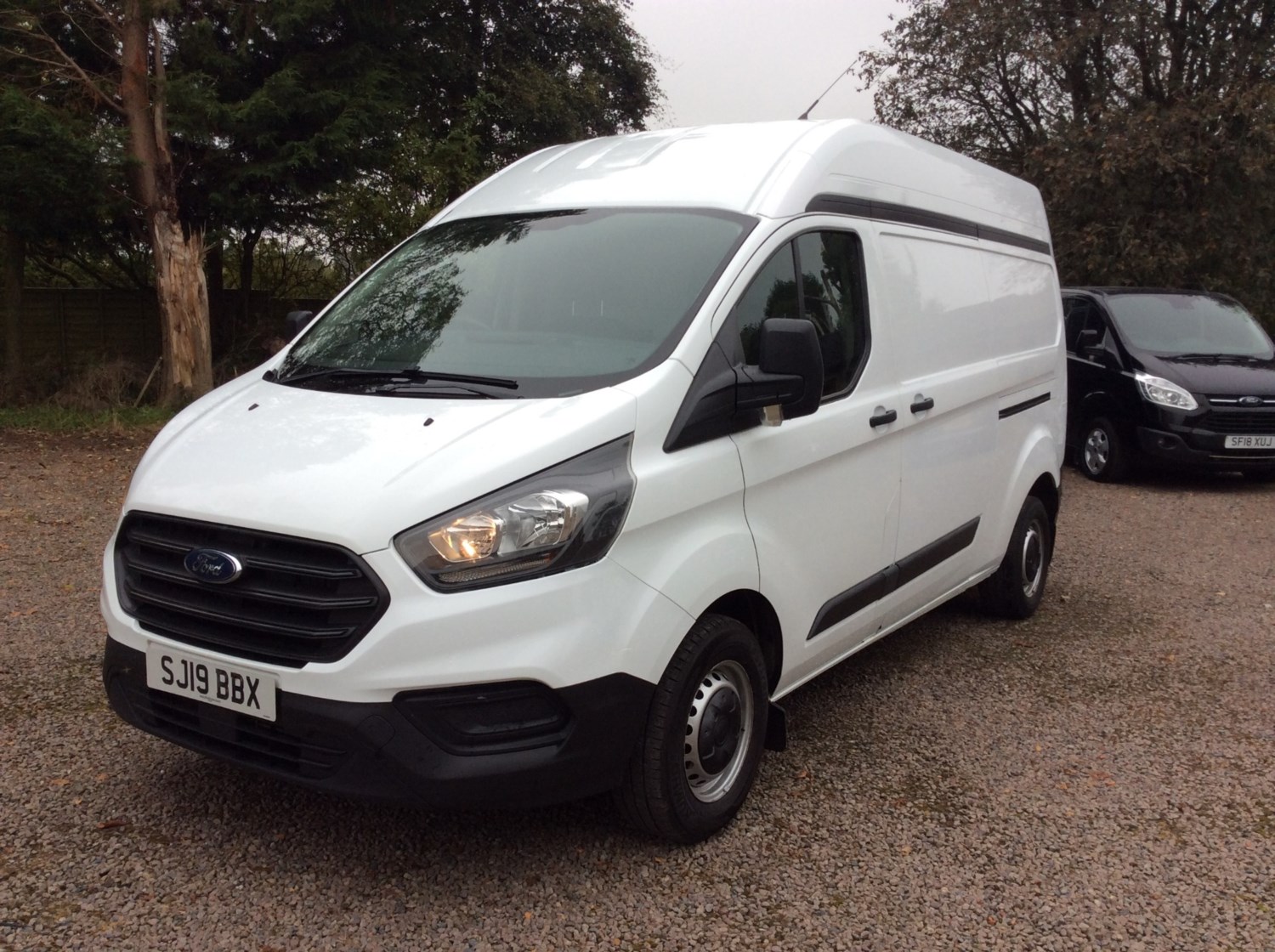 Ford Transit Custom Listing Image