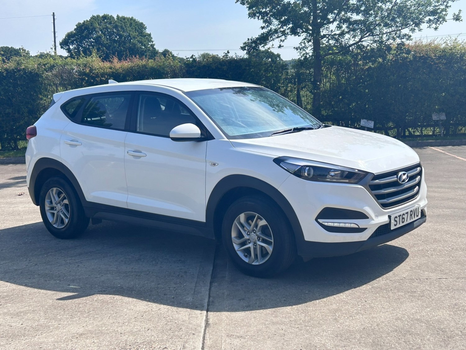 Hyundai TUCSON Listing Image