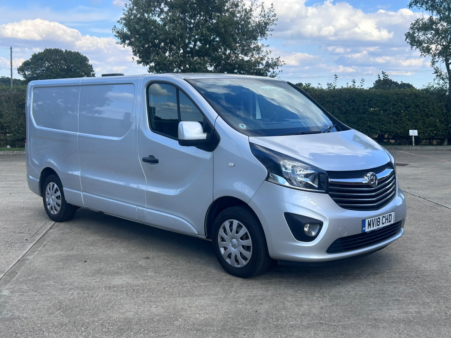 Vauxhall Vivaro Listing Image