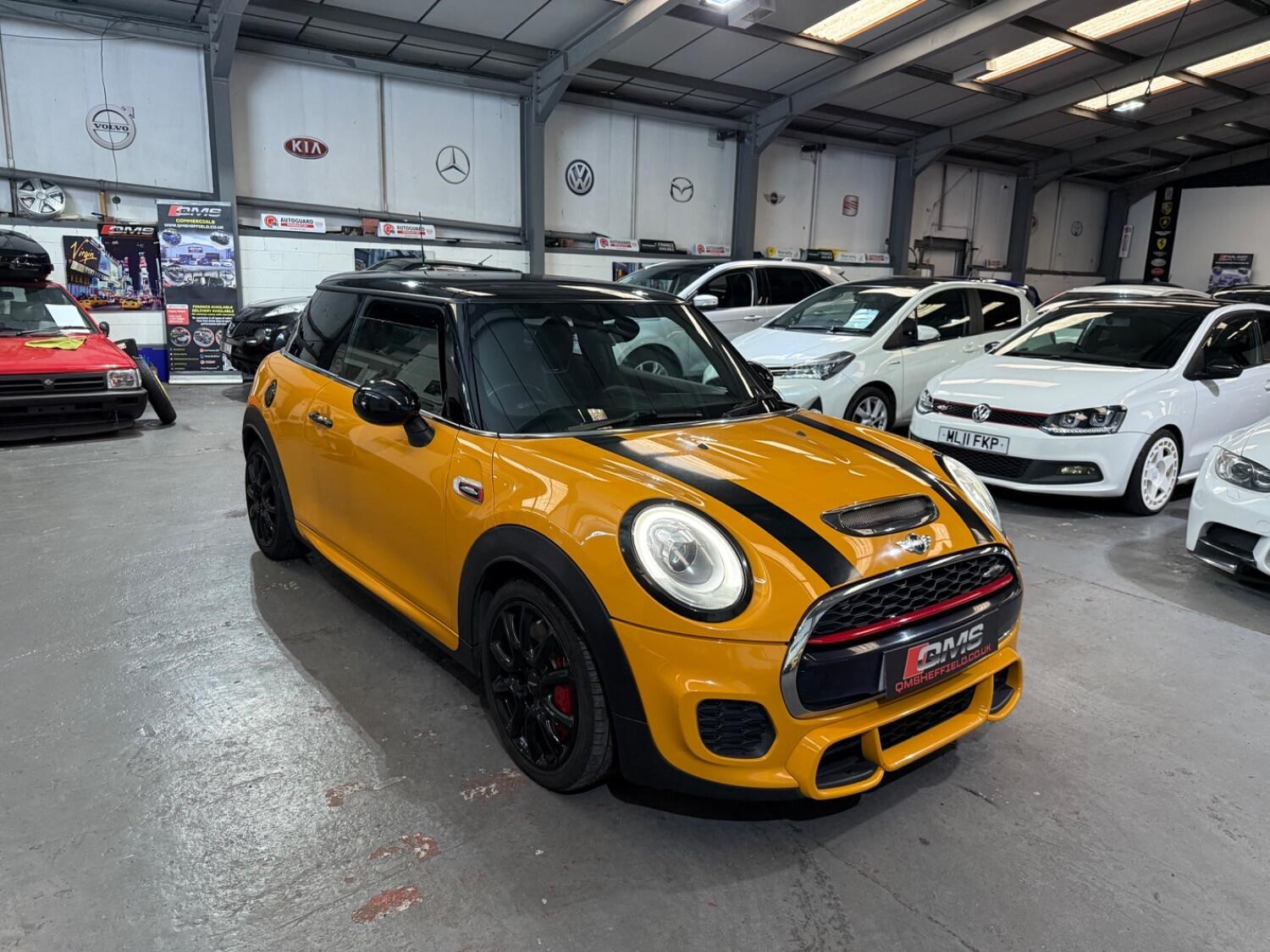 MINI Hatch Listing Image