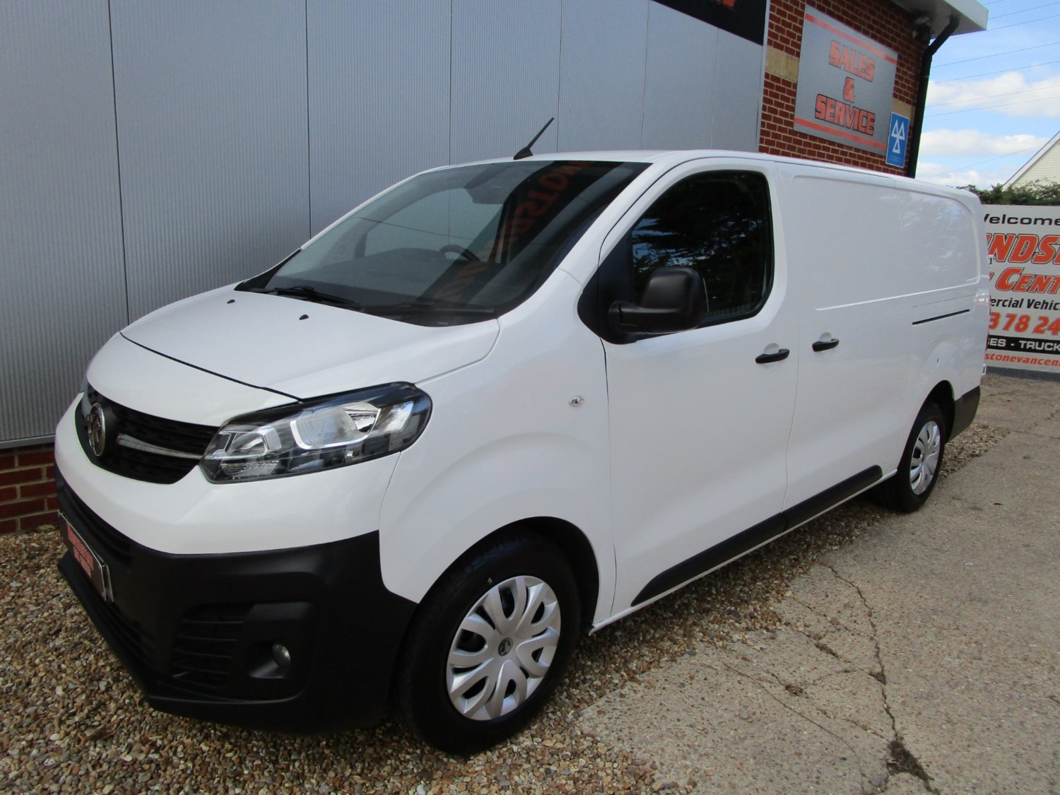 Vauxhall Vivaro Listing Image