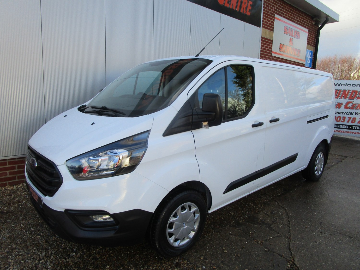 Ford Transit Custom Listing Image